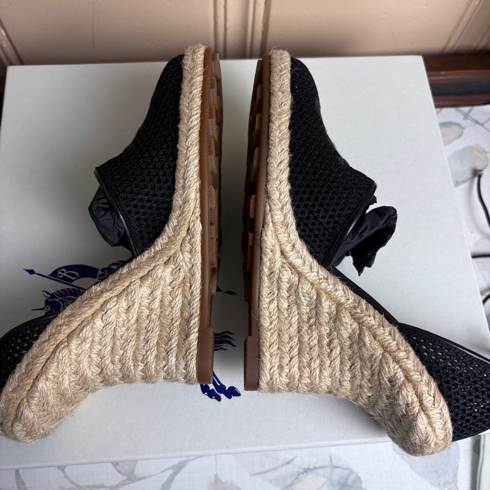 Burberry Mesh Plunge Espadrilles size womens 37 - Picture 5 of 16